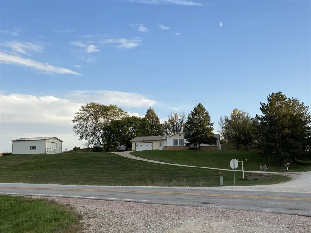 Iowa Auction Group Martindale Acreage